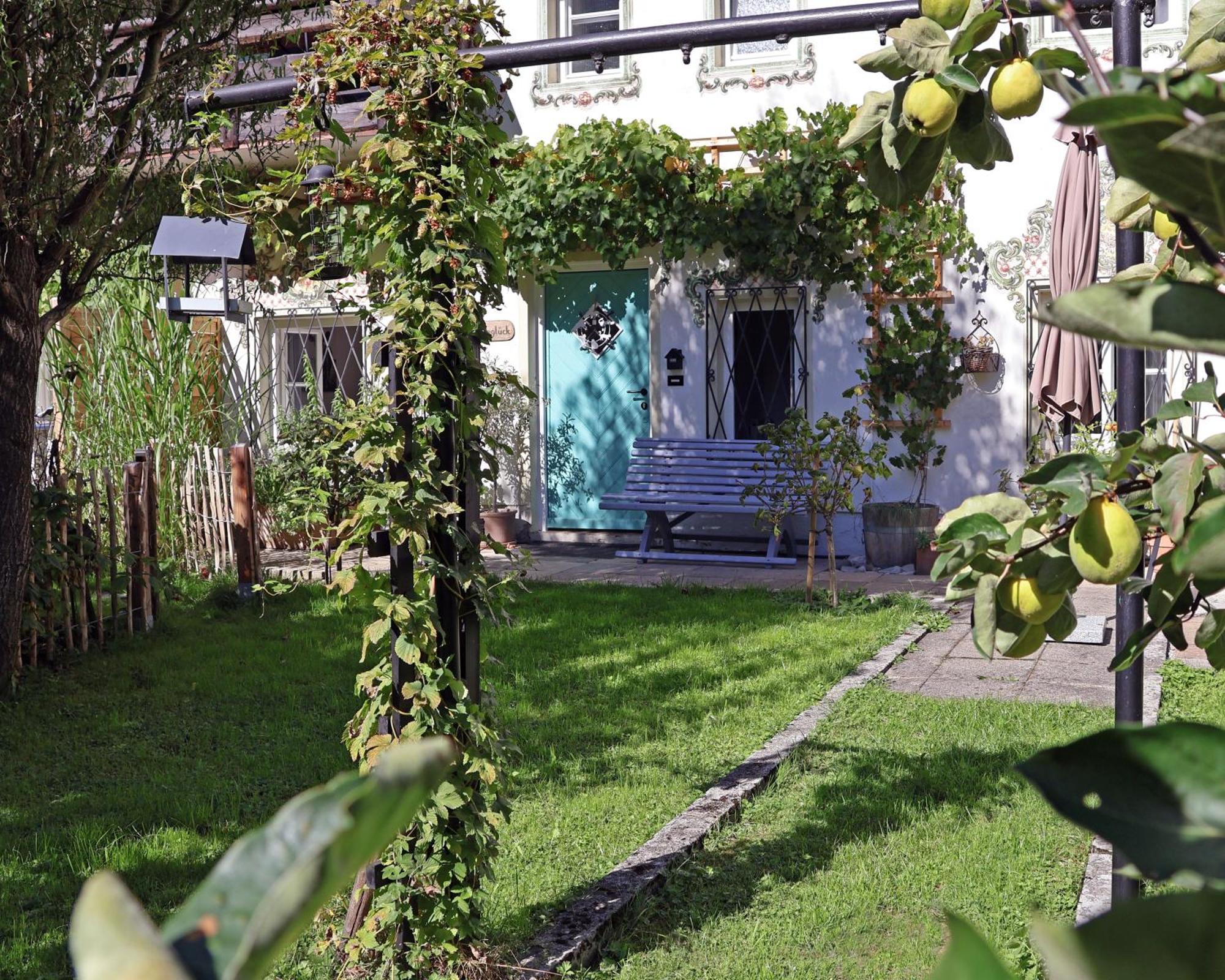 Ferienwohnung Gartenglueck Traunstein Bagian luar foto